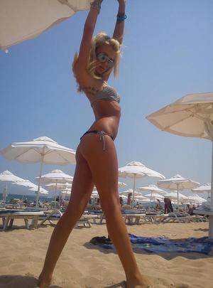 Photo of Zoe (22) from Nebraska dating profile