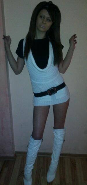 Macy (19) in California | Casual Dating with Older Men