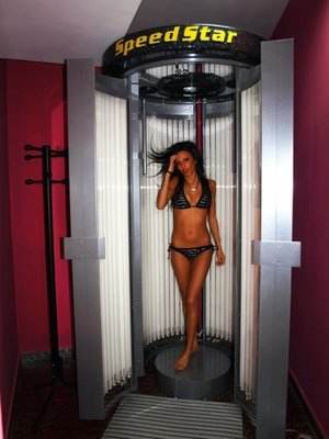 Photo of Mia (26) from California dating profile