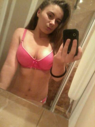 Viviana (22) | Florida Casual Hookup and Chat Profile