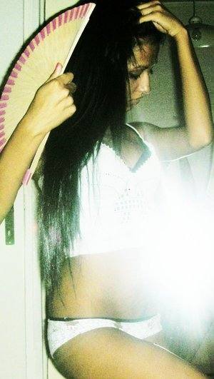 Hazel, 21 | Illinois Casual Dating for Mature Men