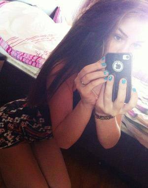 Bailee, 22, Florida | Younger Adult Woman Seeking Older Men