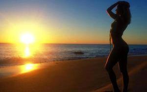 Alyssa, 18, California | Younger Adult Woman Seeking Older Men