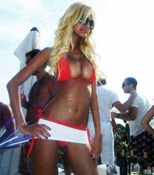 Alisha (22), Florida | Local Discreet Adult Connection