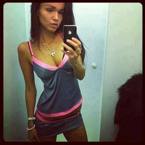 Connect with Sheena (18) in California | Adult Dating