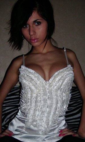 View Alexis (26) in Oregon | Local Adult Dating Tonight