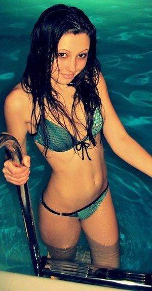 Abril, age 22, local profile image in California