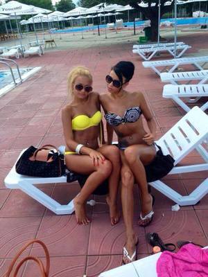 Chat with Pamela (18) in California | Casual Dating Profile