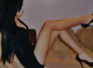 Emilia, 21 from California | Older Men and Younger Women Dating