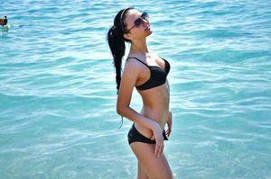 Meet Keshia (19) from Missouri | Explicit Casual Dating