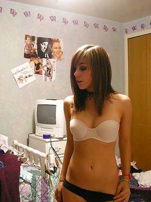 Meet Gabriella (19) from New York | Explicit Casual Dating