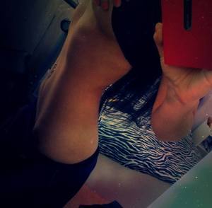 Meet Destiny (19) from Nebraska | Explicit Casual Dating