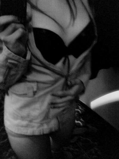 Meet Corey (25) from New York | Explicit Casual Dating