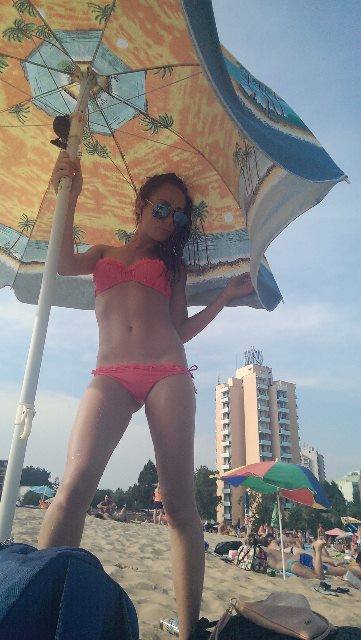 Laurie (19) from Plano, TX profile image