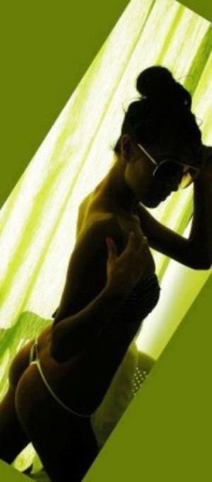 Connect with Jazmyne (19) | New York Adult Fun