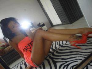 Meet Viviana (30) from Tennessee | Explicit Casual Dating