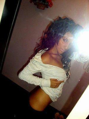 Rita (27) from Bellview, FL profile image