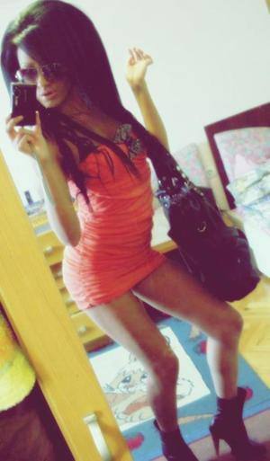 Connect with Chaya (30) | Wisconsin Adult Fun