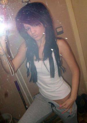 Meet Dulce (21) from New York | Explicit Casual Dating