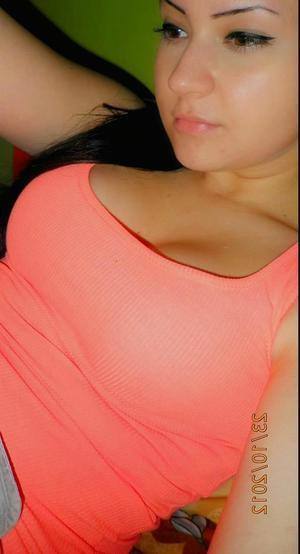 Meet Joann (23) from New York | Explicit Casual Dating