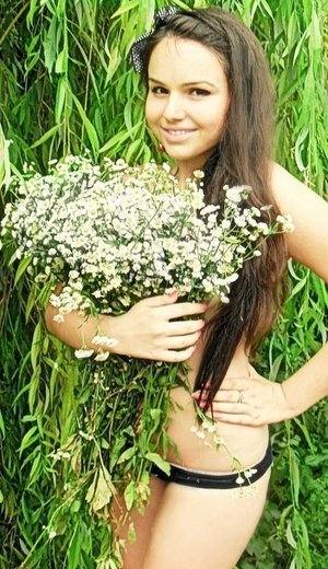 Kiara, 20, Florida | No-Nonsense Hookup Profile