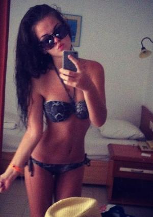 Meet local singles like Briana from California who want to fuck tonight