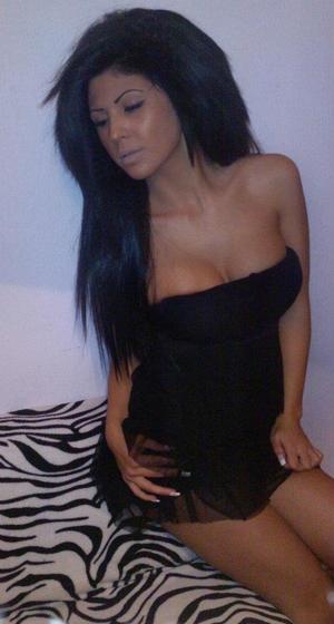 Nichole from Indiana is the best local fuck buddy you can ever find