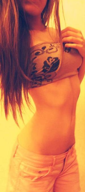 Meet local singles like Eva from New York who want to fuck tonight