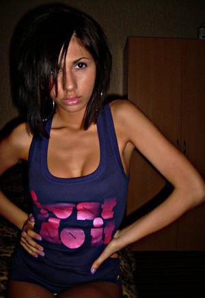 Yvette from Wisconsin is interested in nsa sex with a nice, young man