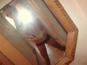 Meet local singles like Skye from Kansas who want to fuck tonight