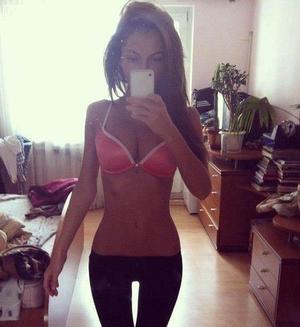 Looking for local cheaters? Take Mandy from Colorado home with you