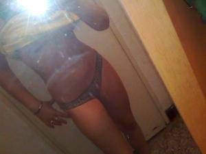 Meet local singles like Mallory from Ontario who want to fuck tonight