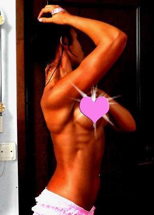 Liana from Illinois is looking for adult webcam chat