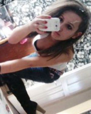 Kenya from California is interested in nsa sex with a nice, young man