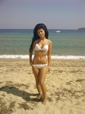Looking for local cheaters? Take Kelly from New Mexico home with you