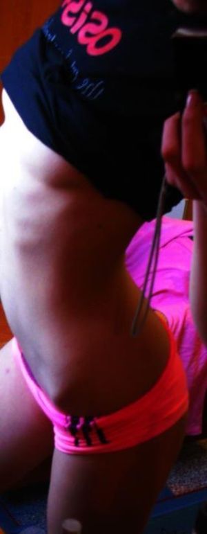 Looking for local cheaters? Take Marianna from Michigan home with you