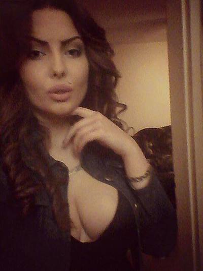 Yaritza from New Jersey is looking for adult webcam chat