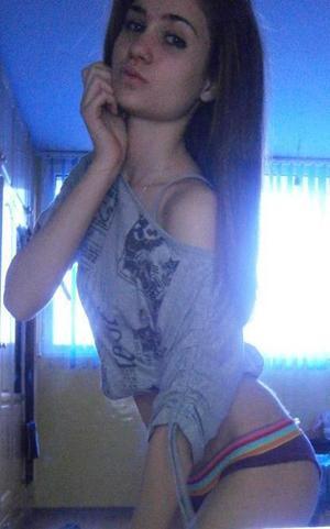 Nathalie from Wyoming is looking for adult webcam chat