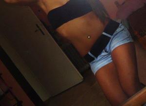 Sydnie from New Jersey is looking for adult webcam chat