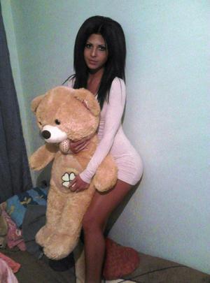 Karina is a cheater looking for a guy like you!