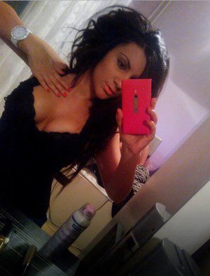 Rossana is a cheater looking for a guy like you!