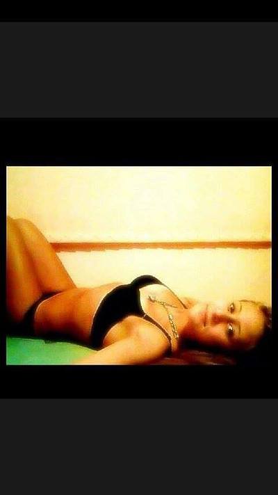 Tashina from Pocola, Oklahoma is looking for adult webcam chat