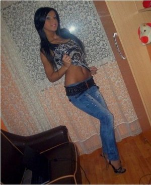 Escorts like Kylee are down to fuck you now!