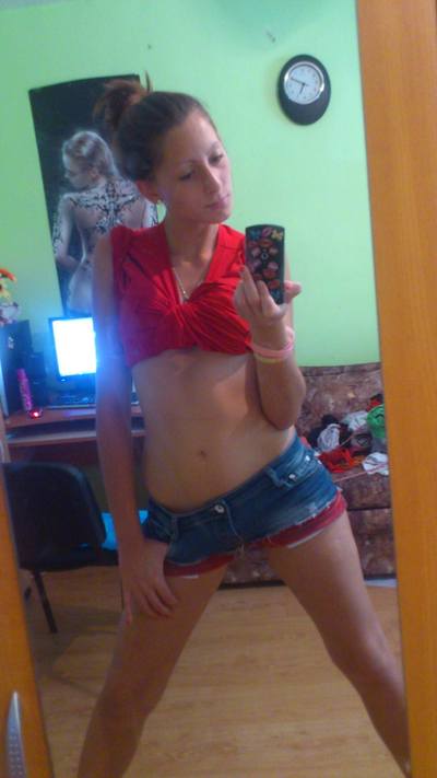 Elena from Mississippi is interested in nsa sex with a nice, young man