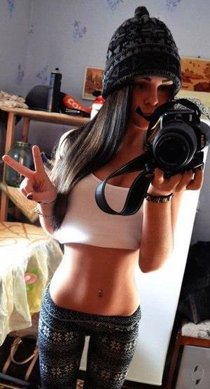 Joanie from Kansas is looking for adult webcam chat