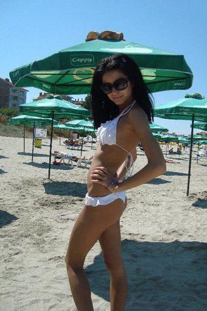 Meet local singles like Sally from Louisiana who want to fuck tonight