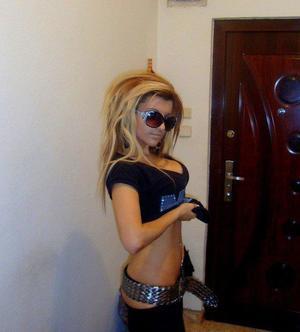 Portia from Kansas is looking for adult webcam chat