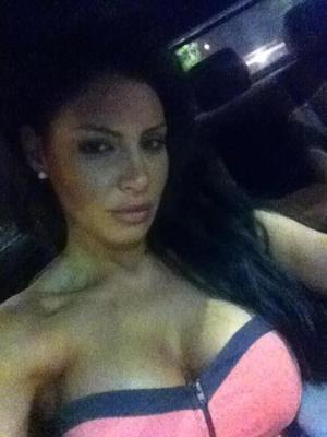 Kathryn from Virginia is looking for adult webcam chat