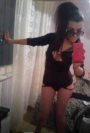 Jeanelle is a cheater looking for a guy like you!