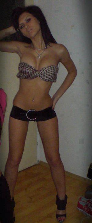 Mckenna from California is looking for adult webcam chat